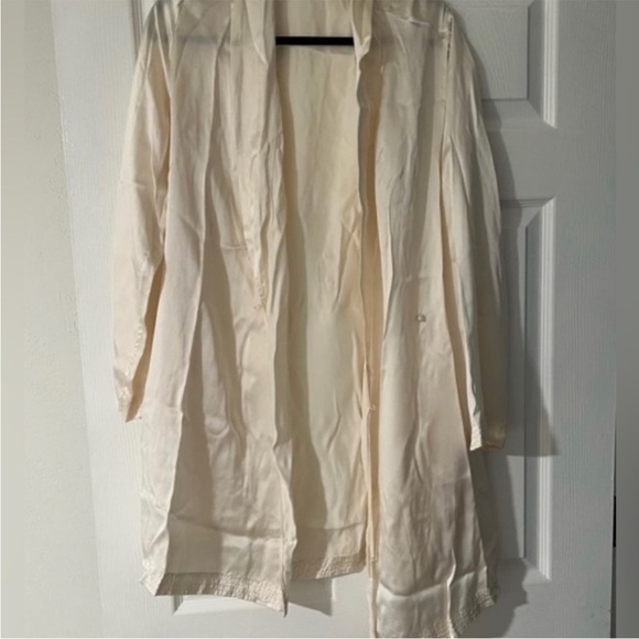 La Perla Silk Ivory Robe size 3/medium - Picture 6 of 7